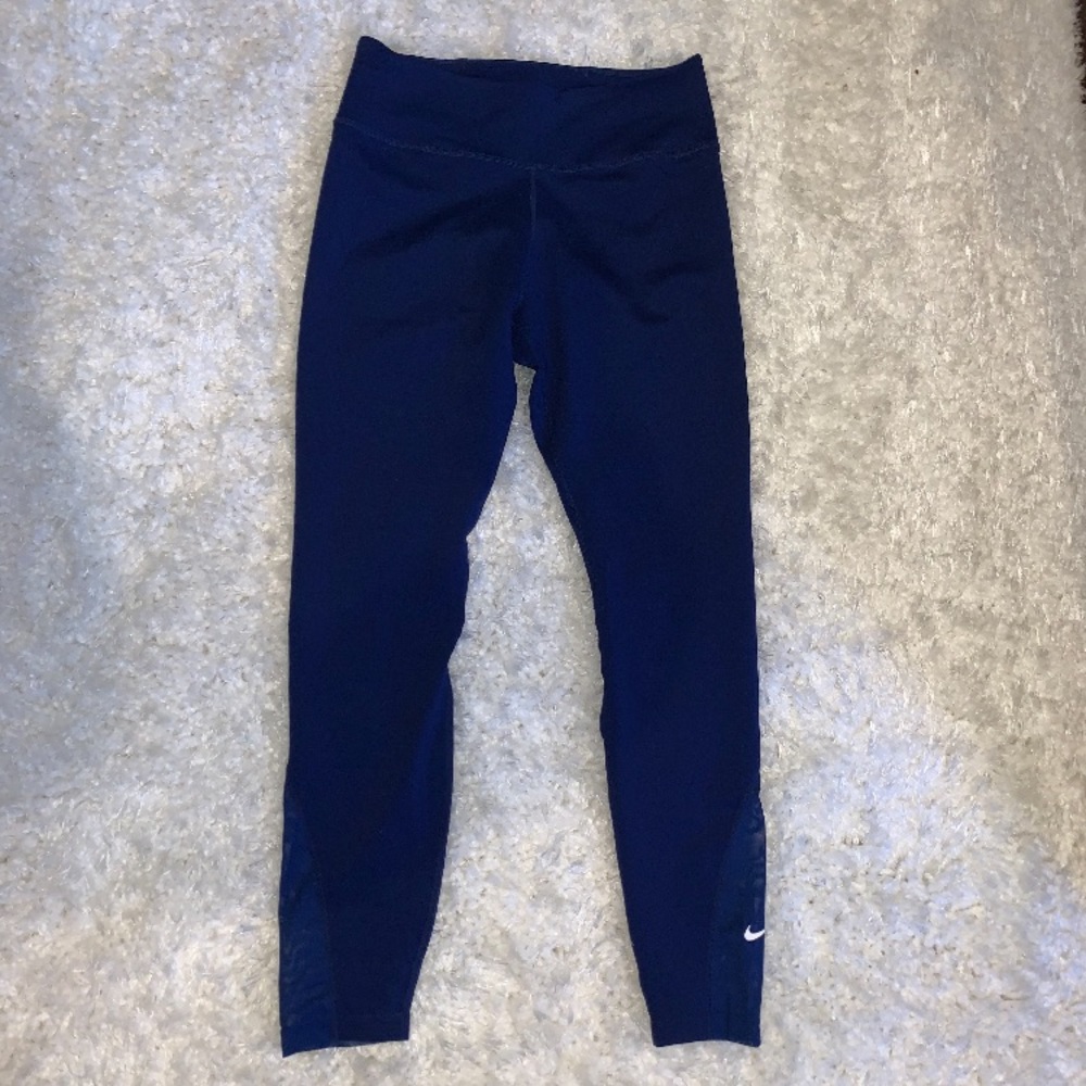 Women’s Nike leggings